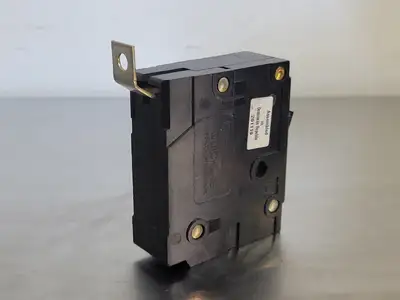 Used CUTLER-HAMMER BA135 Switchgears British Columbia CA | Lenmark #241974