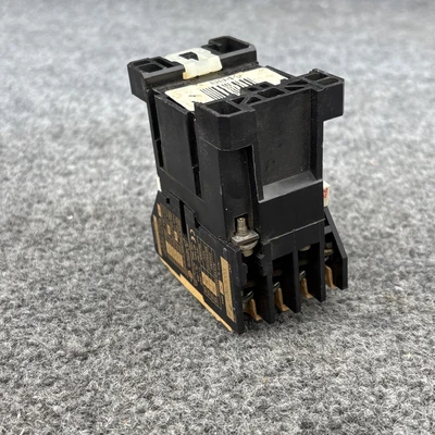 Used Allen-Bradley 100-A09N03 PLC Contactors California US | Davliegogo LLC #1708436