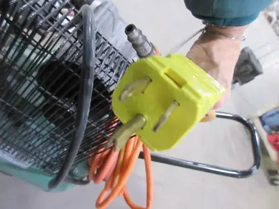 SPEED AIRE AIR COMPRESSOR