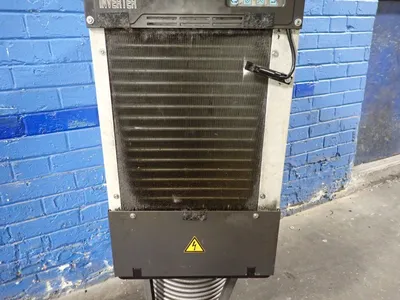 USED 2010 DAIKEN AKZJ188