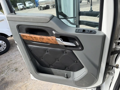 Used 2020 KENWORTH T880 TRUCK TRACTOR Conventional trucks Michigan US | Miedema Asset Management Group #1709448