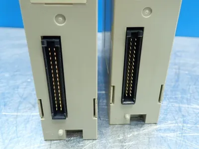 USED OMRON C200HOD212