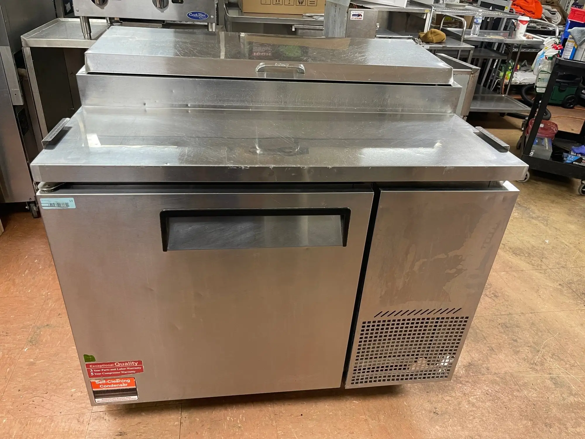 Used Turbo Air Used 44" Turbo Air TPR-44SD Super Deluxe Refrigerated Pizza Prep Table 120V - CC Food Prep Tables Illinois US | Falcon Restaurant Supply #1374983