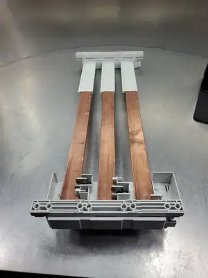 USED Siemens 22-0829 Busbar Connection Terminal (PC-GF10-FR), 18" Bar
