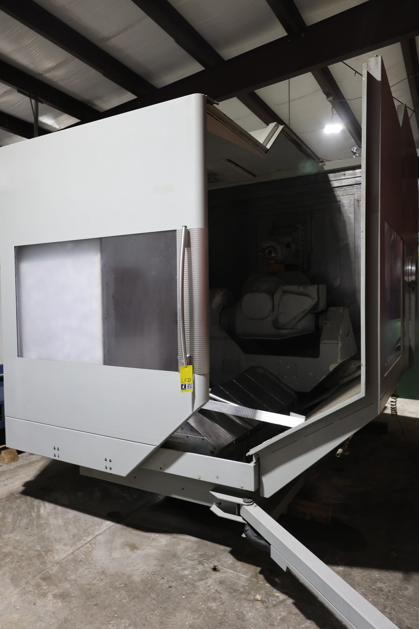 USED 2006 DMG MORI DMC 125 U2