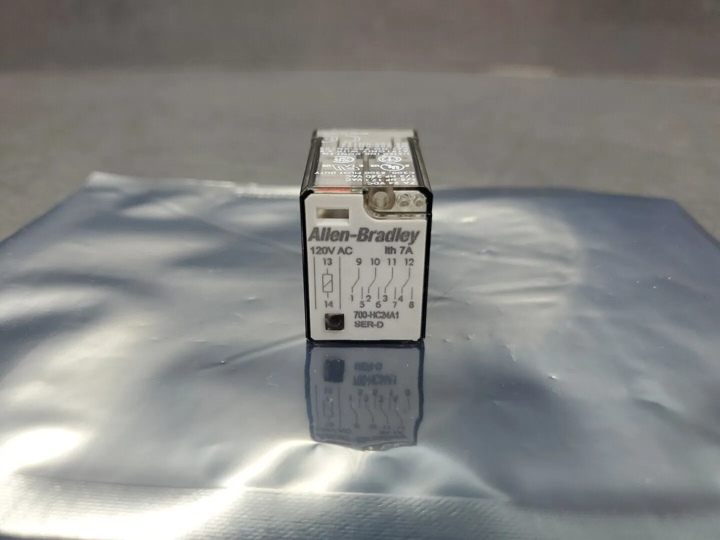 Allen Bradley 700-HC24A1 Relay, Ser D 120VAC 7A. 4A-34