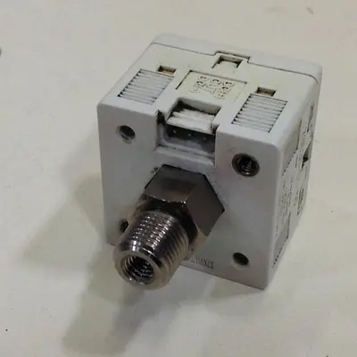 USED SMC ZSE30-01-65