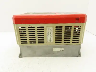 Magnetek CIMR-G5M41P5 Electric Motor Drive Impulse 460V 0-400Hz 6.1A
