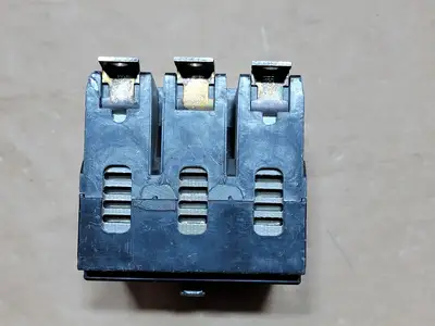 40 Amp 3 Pole 600 Volts Circuit Breaker