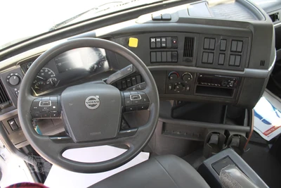 Used 2019 VOLVO VHD64B200 Septic/Sewer/Vacuum Trucks Texas US | Roll Off Truck World #1492002