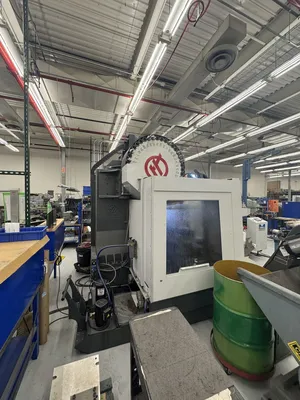 2017 HAAS VF-4-SS-APC Vertical Machining Center | Tight Tolerance Machinery (3)