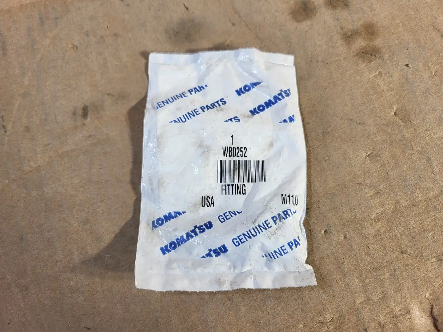 NEW KOMATSU WB0252