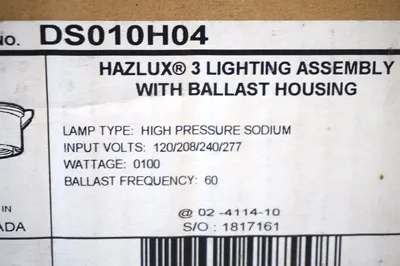 NEW THOMAS & BETTS DS010H04 HAZLUX LIGHTING ASSY. DS010H04