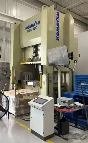 Used 2011 KOMATSU H2W300S Straight Side Presses Illinois US | Perfection Global, LLC. #350006
