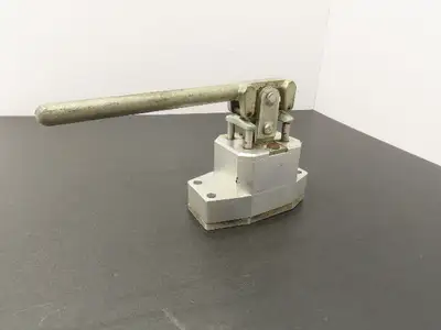 Knight TBA1102A Pneumatic Scissor Lift Manual Actuator Lever Valve Handle 3-Pos