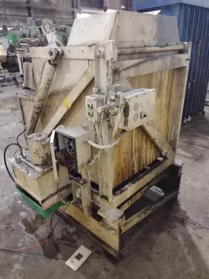 33" x 39" x 51"  HYDRAULIC CELL BIN PARTS DUMPER: YOBRO #25026