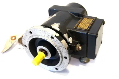 NEW HUBNER BERLIN E-EX-GP-0.2-4 TACHOGENERATOR EEXGP0.24