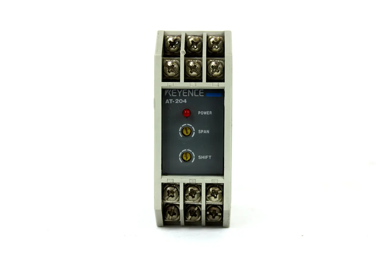 Keyence AT-204 Sensor Amplifier Unit, 12-24V DC
