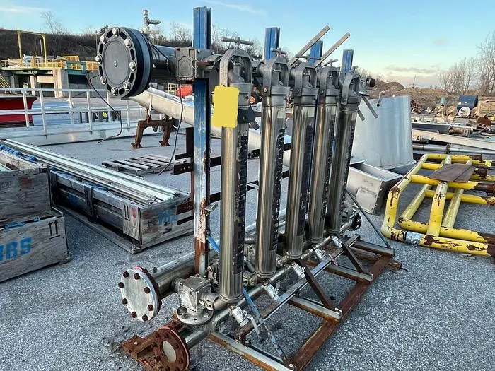 Used RONNINGEN-PETTER FILTER Filters Pennsylvania US | Global Equipment International, LLC #877456
