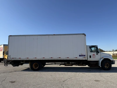 Used 2017 INTERNATIONAL 4300 SBA 4X2 26' BOX TRUCK Box trucks Ohio US | Miedema Asset Management Group #1709398