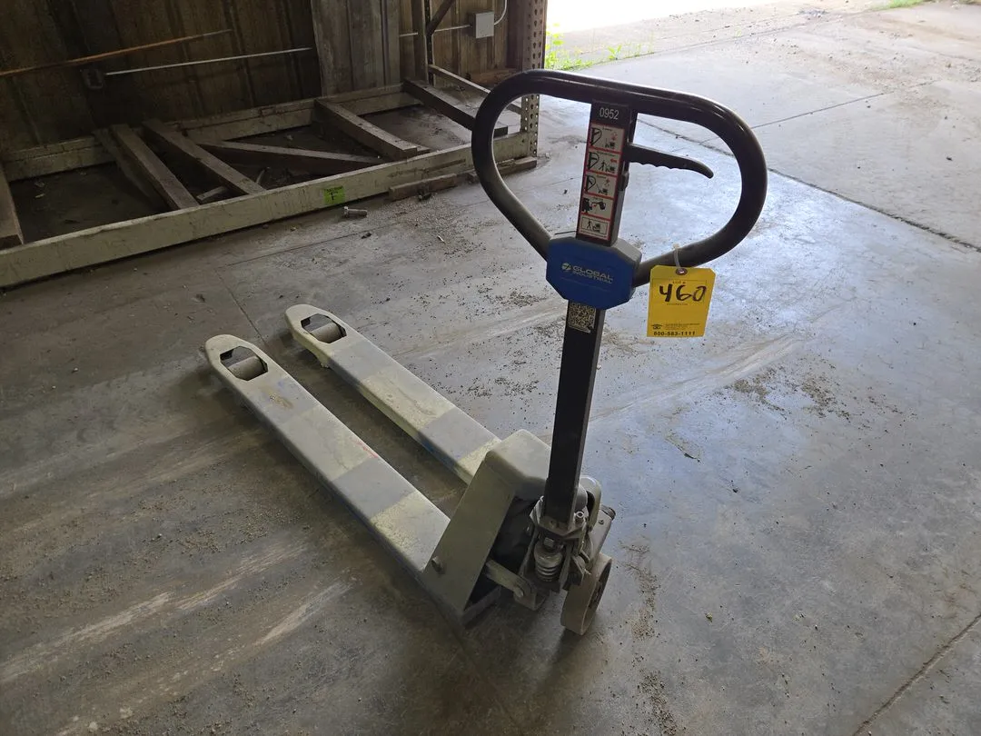 Narrow Pallet Jack (LOCATION: Batavia, OH)