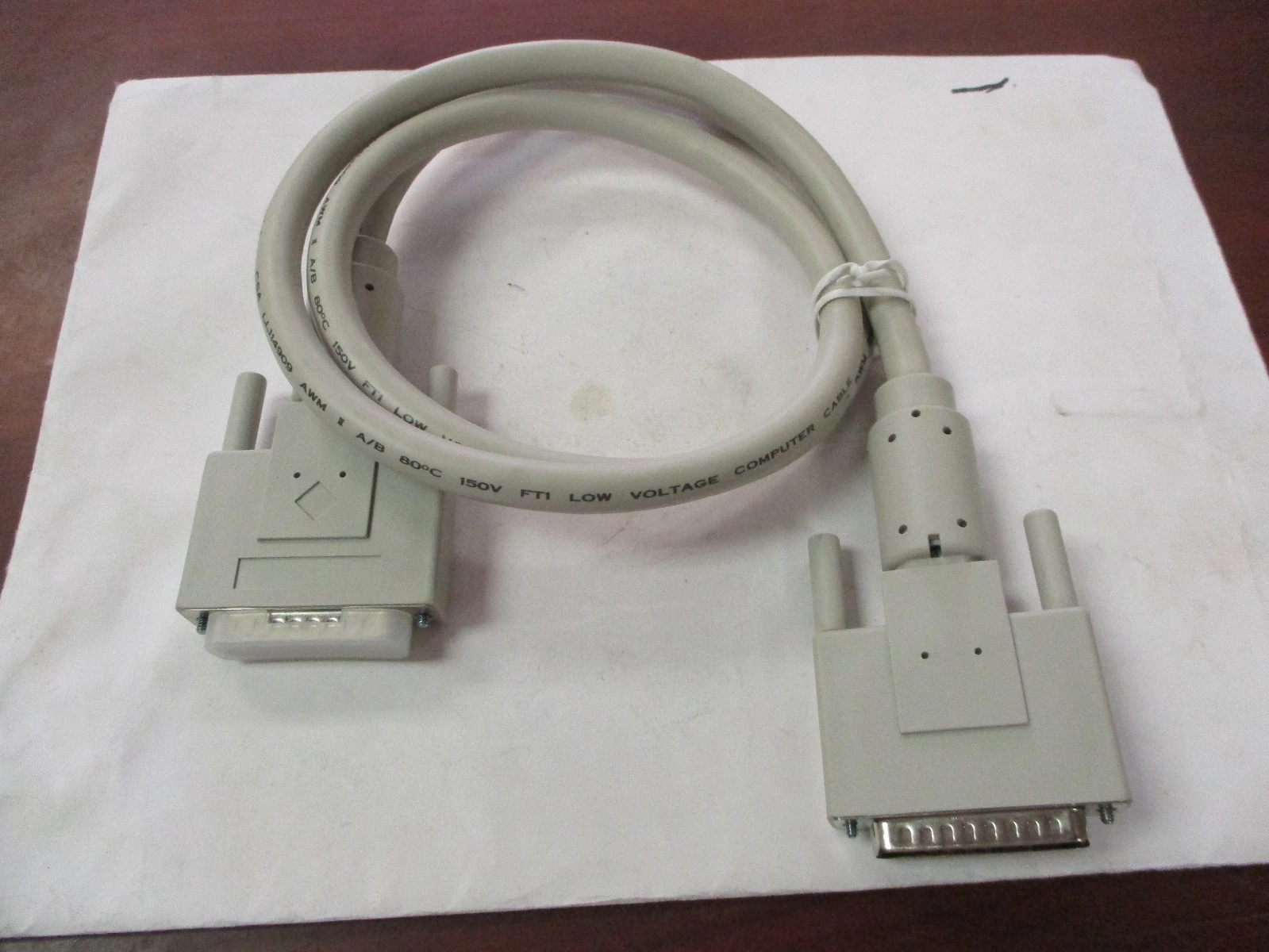 leUsed LL114909 (E201188) 13-pin Male to 13-pin Video Cab