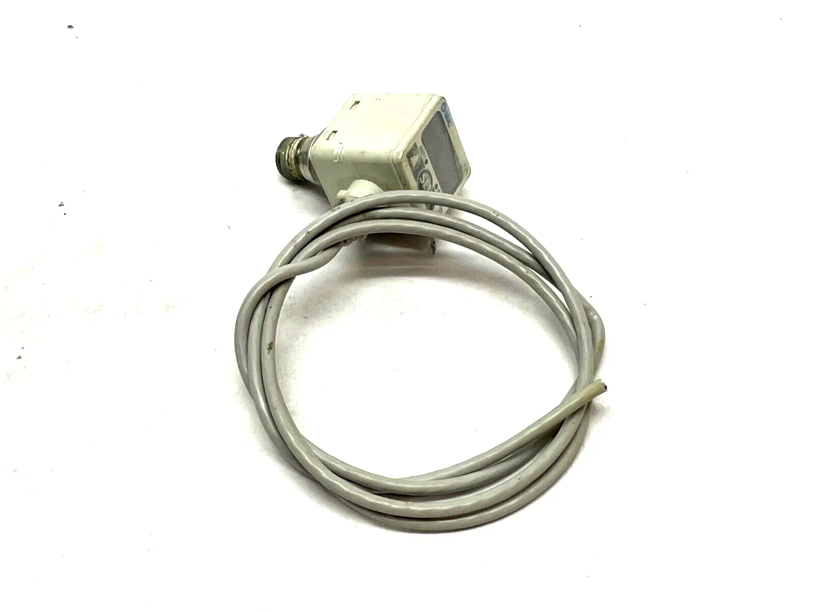 Used SMC ISE50-T2-62L Pressure Switches Michigan US | Maverick Industrial Sales #1486967