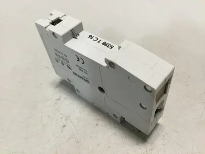 USED SIEMENS 5SX21C16
