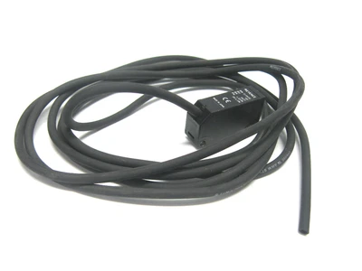 NEW KEYENCE PZ-M61