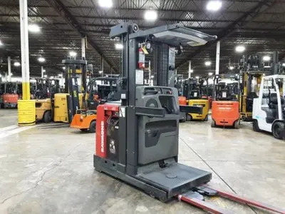 USED 2020 RAYMOND 550-OPC30TT