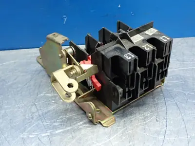 USED SQUARE D 9422