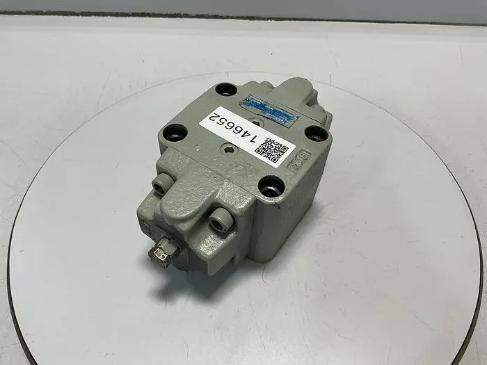 Used VICKERS RG-06-Z1-22-JA S135-J Valves/Fittings Michigan US | Ideal Machinery #693220
