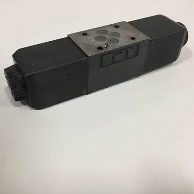 USED VICKERS DG4V-3S-33C-M-U-H5-60