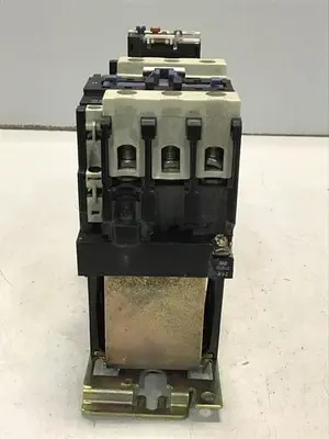 USED TELEMECANIQUE LP1D4011