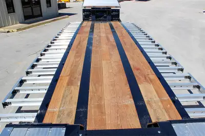 New | in-Stock 2025 JET _UNKNOWN_ Lowboy Trailers Tennessee US | LMI Tennessee LLC #1505102