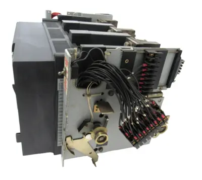 USED GENERAL ELECTRIC SSD08B204 POWER BREAK II BREAKER 800A