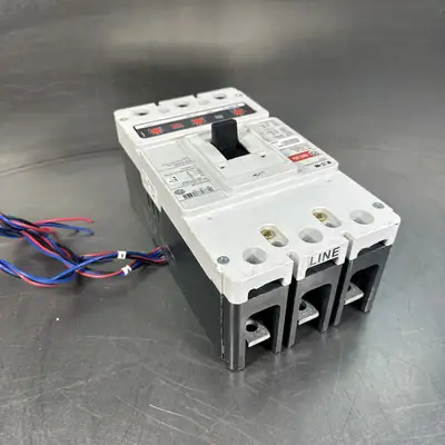 Eaton USD HKD330WC0512 Molded HKD 3P 300A 600V 50/60Hz 3Ph (BIN-1.3.5)