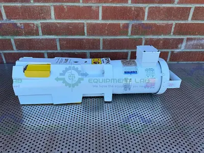 NEW SPX FLOW X5S50 SANITARY CLOCKWISE MIXER W/ LIGHTNIN .5 MOTOR, 1725 RPM