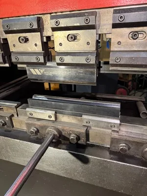 USED 1991 AMADA RG 100S