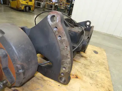 Yale ERC080HDN36SE092EE Forklift Dual-Wheel Front Drive Axle 6 Lug Assembly