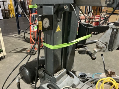 Used BOSCH TCE 4465 PREMIUM AUTOMATIC TELESCOPING TILT-BACK TIRE CHANGER Valve Grinders Michigan US | Miedema Asset Management Group #1437281