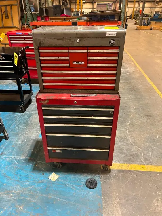 Used _UNKNOWN_ _UNKNOWN_ Tool Box Virginia US | Myron Bowling Auctioneers Inc #1553494