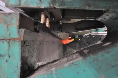USED SIEMPELKAMP 3100 X 6 MM