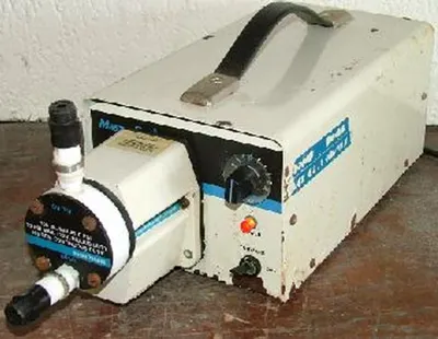 Used COLE-PARMER 7014-20. 120VAC Pumps (Metering) Texas US | Bamko Surplus Process Equipment #935660