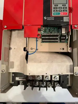 USED YASKAWA CIMR-AU4A0072AAA
