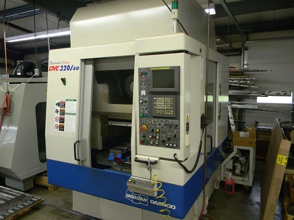 Used 2006 DOOSAN DAEWOO Drilling & Tapping Centers | Two Spade Machinery LLC #507784