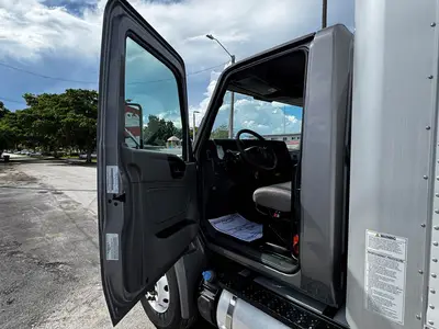 Used 2023 INTERNATIONAL MV607 Box trucks Florida US | Truck and Van Outlet #1509128