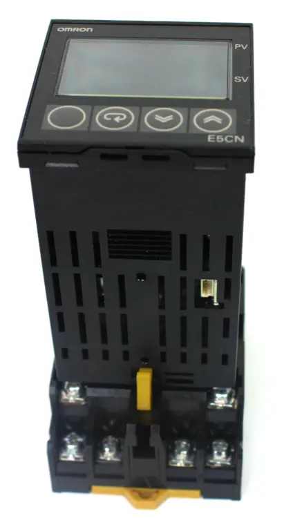 Used OMRON E5CN-Q2TU Temperature Controls | Industrial Parts R Us Inc. #360729