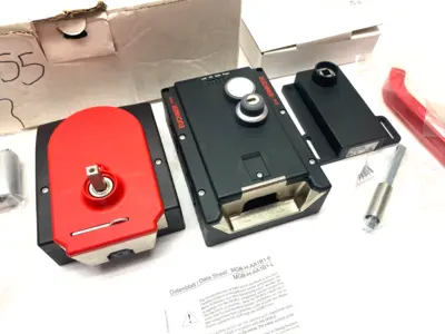 USED EUCHNER GUARD LOCKING MECHANICAL DOOR INTERLOCK SWITCH