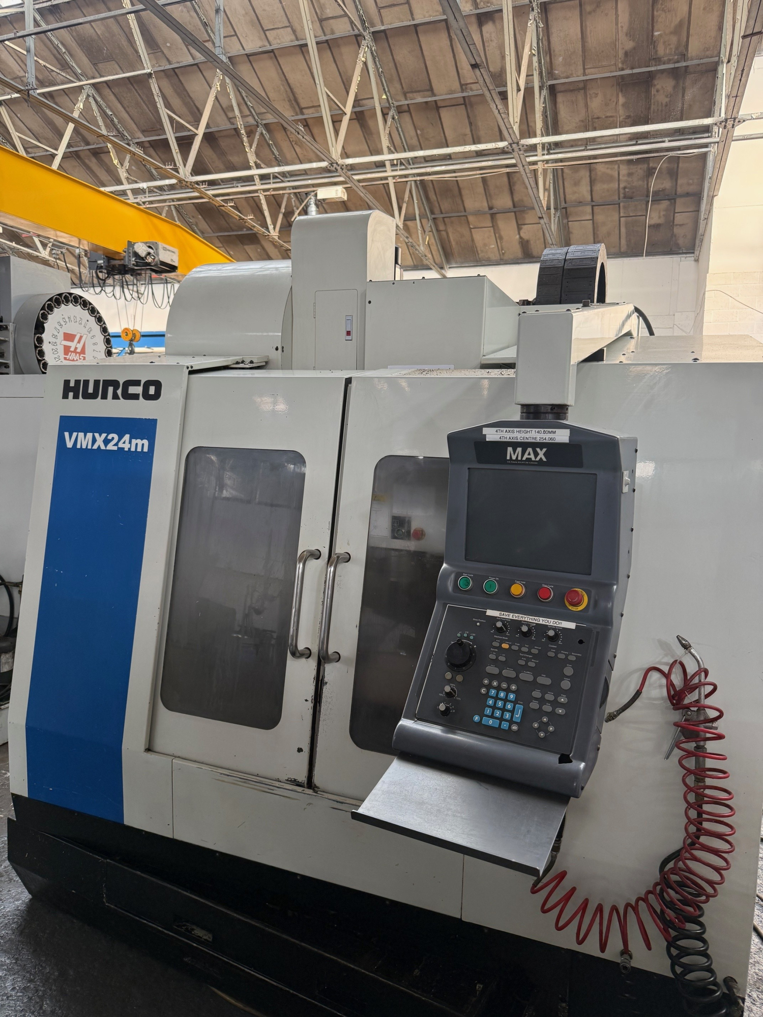 Hurco VMX 24M